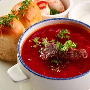Борщ виленский с пампушками
