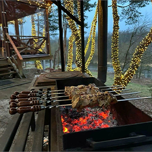 Ужин на костре