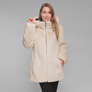 Шубка из экомеха