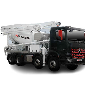 Автобетоносмеситель с бетононасосом