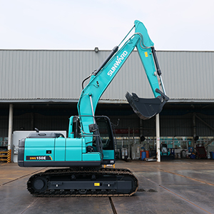 Гусеничный экскаватор Sunward SWE150E