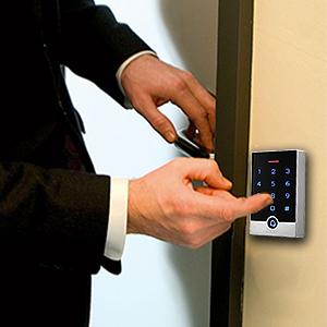 Монтаж систем контроля и управления доступом и их наладка