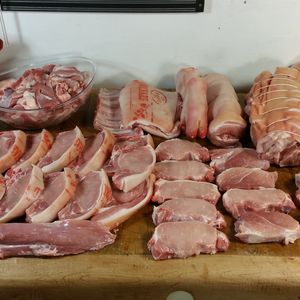 Разделка мяса свинины