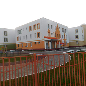 Средняя школа на 720 учебных мест и детский сад г. Жодино