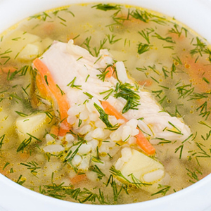 Бульон с курицей и рисом