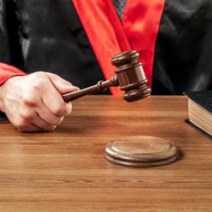 Защита адвокатом на судебных заседаниях