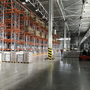 Снять склад в аренду