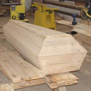 Изготовление гроба деревянного