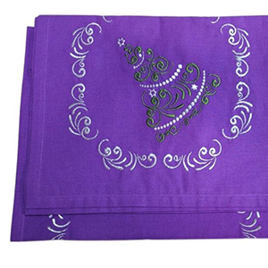 Столовое белье с вышивкой