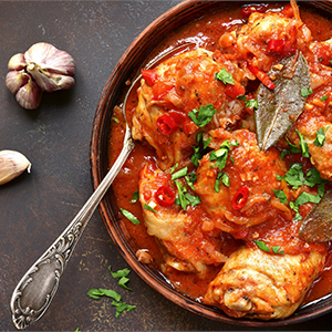 Чахохбили: куриное филе в соусе из томата с луком