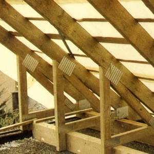 Монтаж и устройство несущих деревянных конструкций
