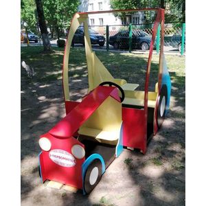 Игровая детская машинка для детских площадок
