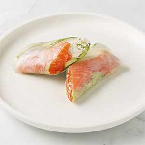 Спринг ролл с лососем