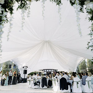 Проведение свадеб