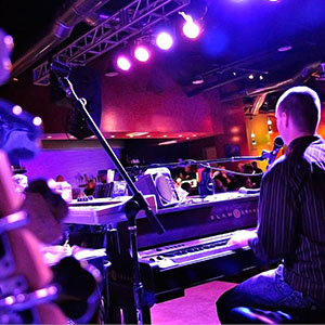 Ресторан с живой музыкой