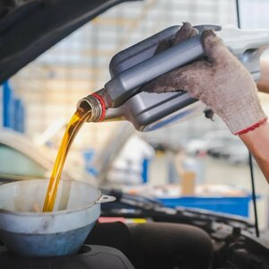 Замена масла в авто