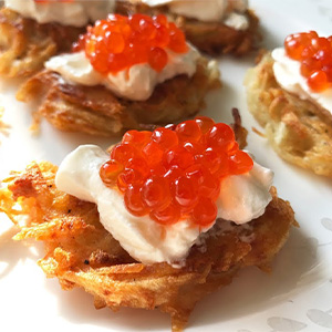 Картофельный крокет с икрой