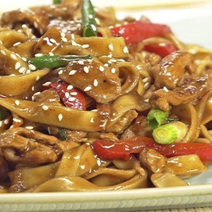 Лапша удон с курицей