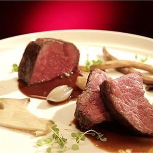 Шницель из говядины с трюфельным соусом