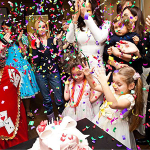 Проведение праздников