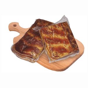 Мясной продукт из свинины сырокопченый грудинка «Венская»
