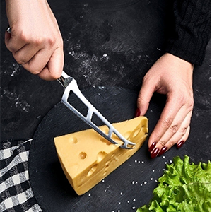 Нож кухонный для сыра