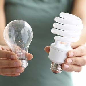 Замена ламп накаливания на энергосберегающие