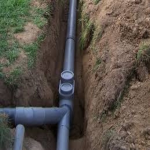 Прокладка трубопроводов из чугунных канализационных труб