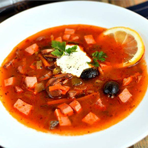 Солянка сборная мясная