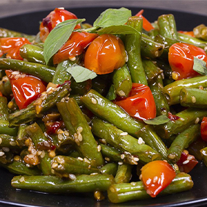Стручковая фасоль с чесноком 