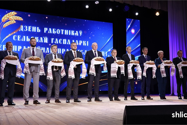Свята працаўнікоў сельскай гаспадаркі ў Смаргонскім раёне: вынікі года і ўзнагароды лепшым.