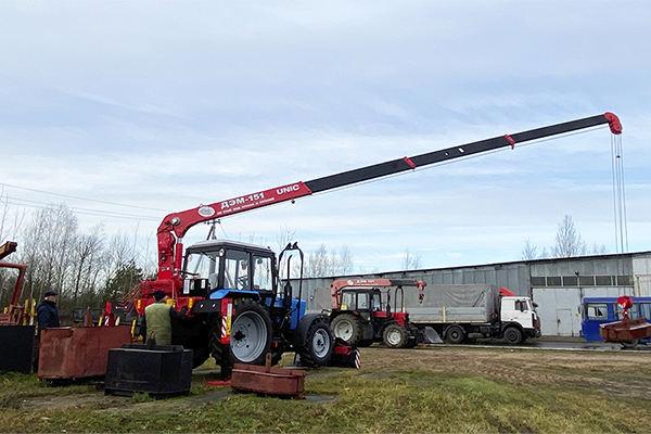 Аренда крана-манипулятора ДЭМ 151 UNIC