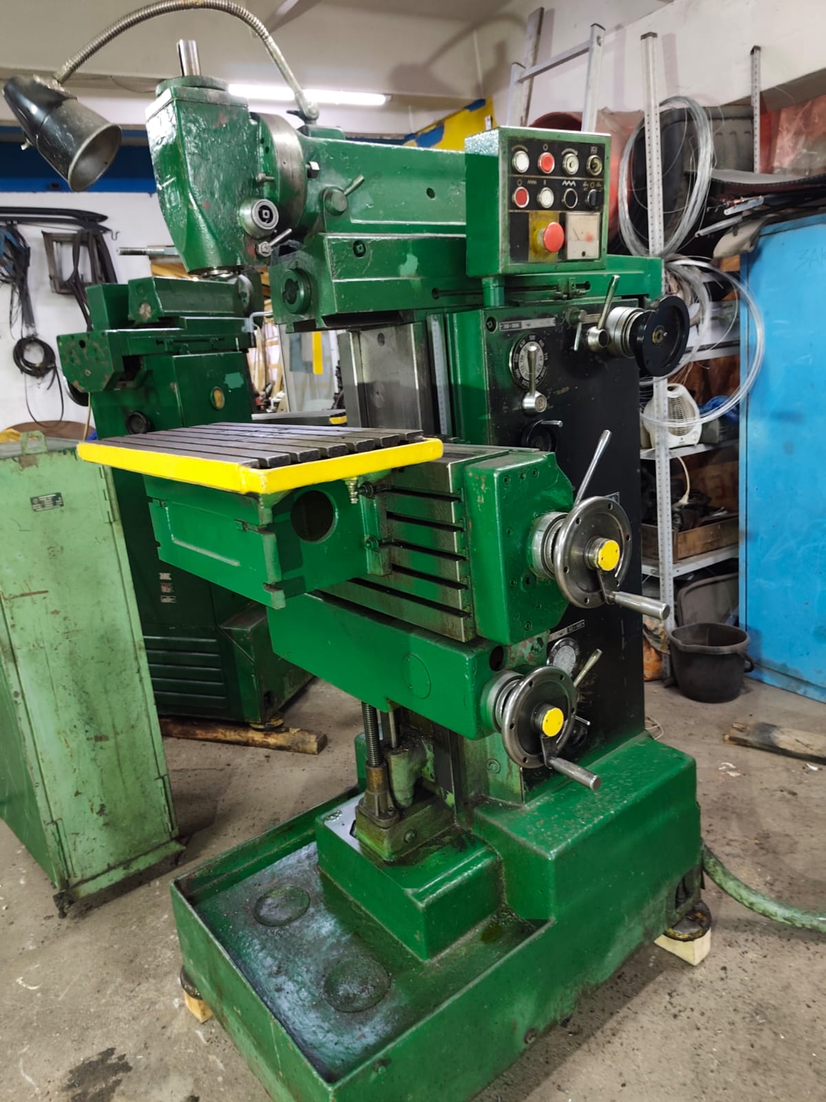 FN32 универсальный фрезерный станок